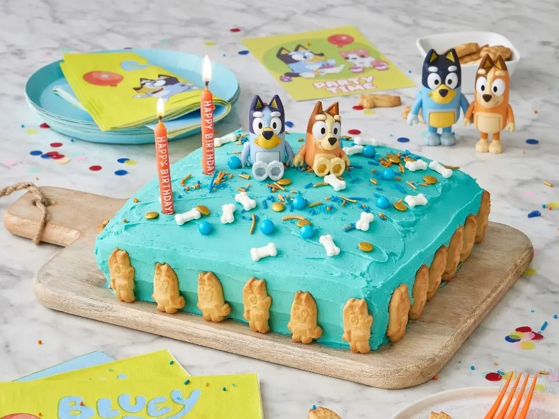 bluey cake